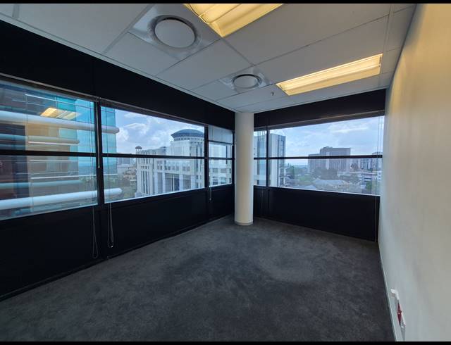 206M² OFFICE TO LET IN SANDTON CENTRAL
